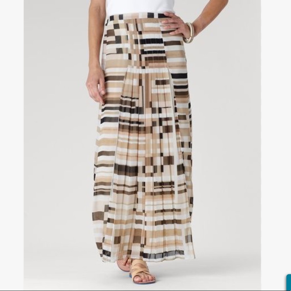 Cold water creek geo pattern play maxi skirt